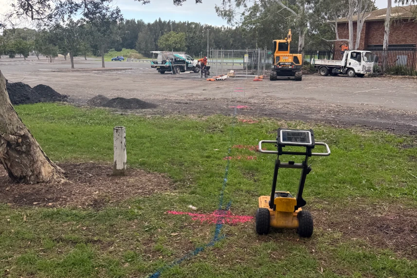 ground-penetrating radar on a grassy area